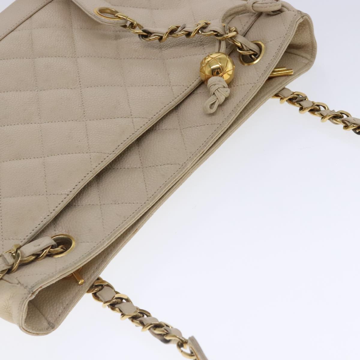 CHANEL Matelasse Chain Shoulder Bag Caviar Skin Beige CC Auth bs18887