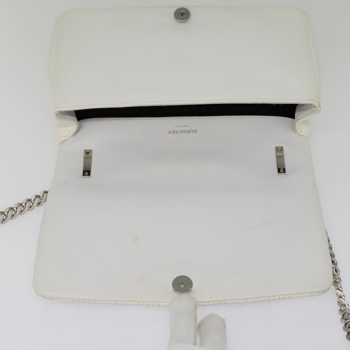 BURBERRY Roller Chain Shoulder Bag Patent leather White Silver Auth bs18894