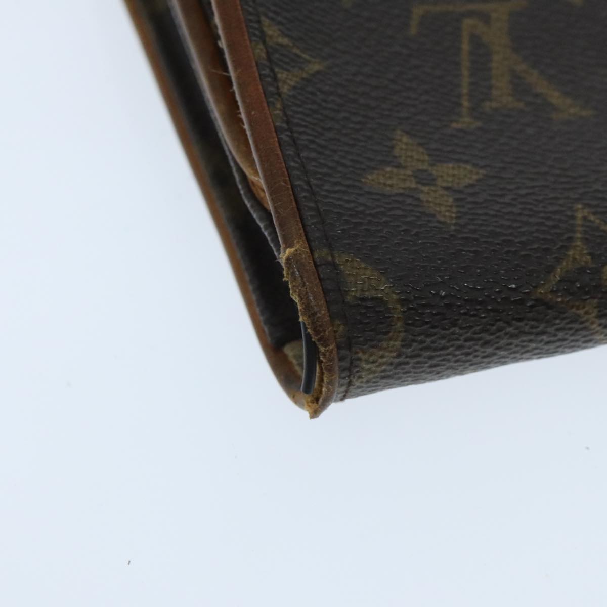 LOUIS VUITTON Monogram Pochette Twin GM Shoulder Bag M51852 LV Auth bs18929