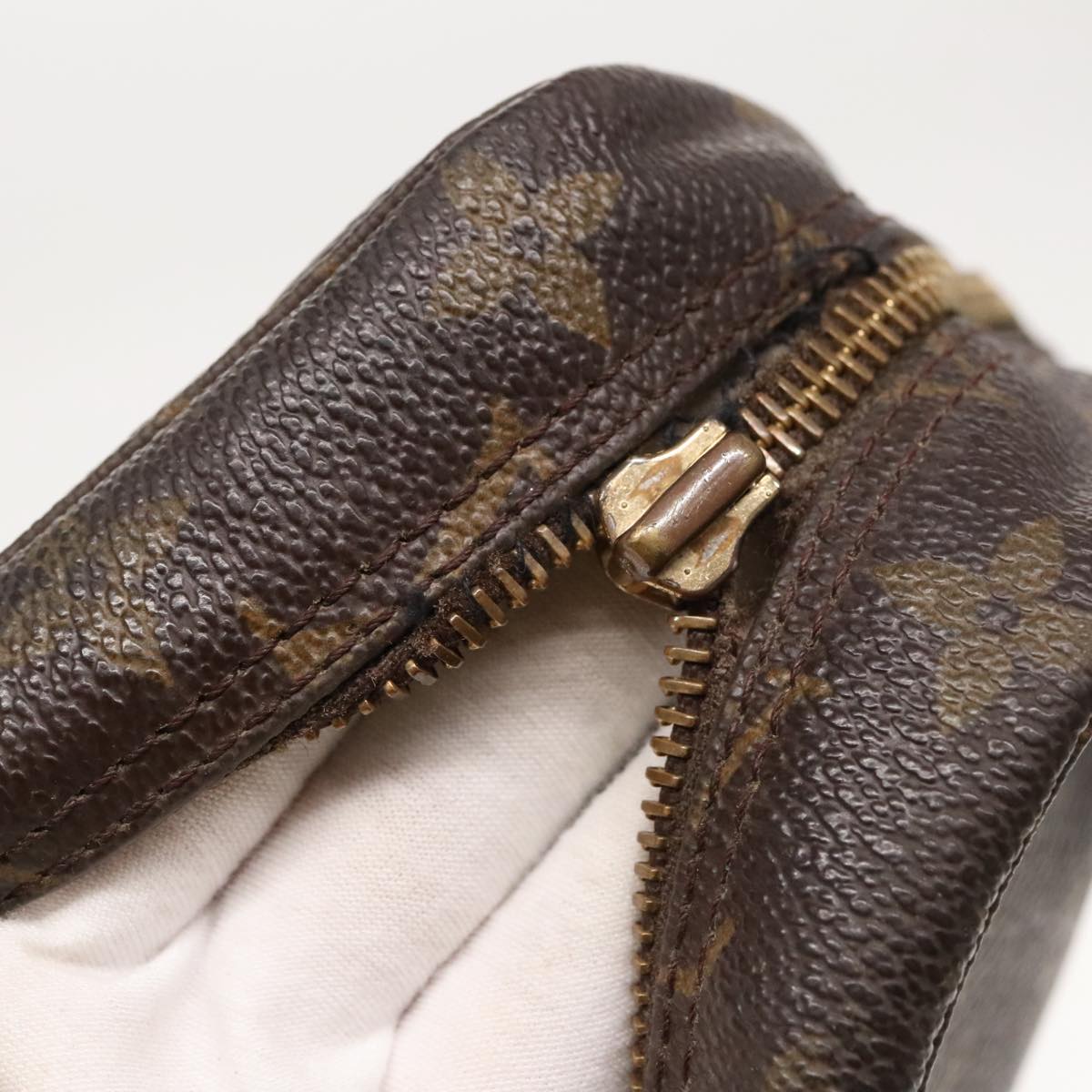 LOUIS VUITTON Monogram Trousse Toilette 23 Clutch Bag M47524 LV Auth bs18958