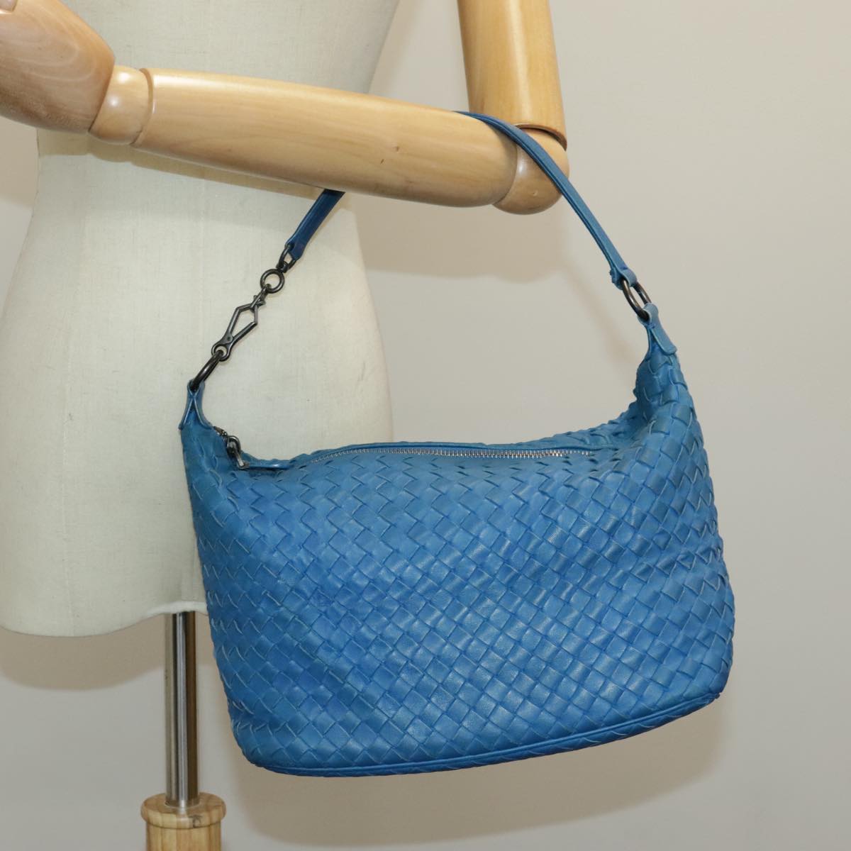 BOTTEGA VENETA INTRECCIATO Shoulder Bag Leather Blue Auth bs18968