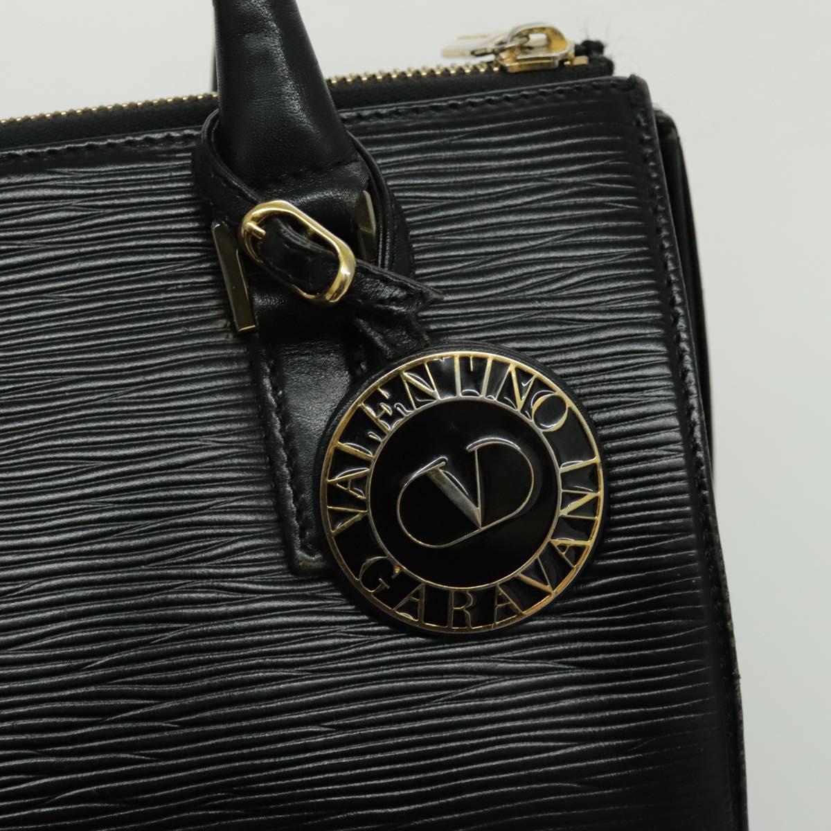 VALENTINO Hand Bag Leather Black Gold Auth bs18972