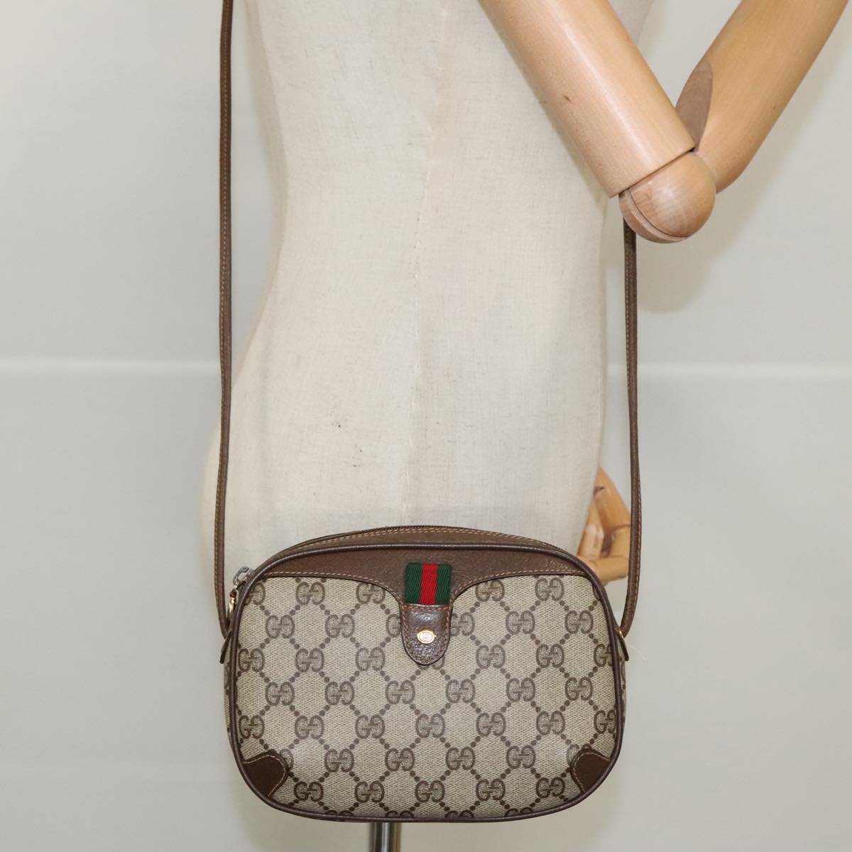 GUCCI GG Supreme Web Sherry Line Shoulder Bag PVC Beige Gold Auth bs18985