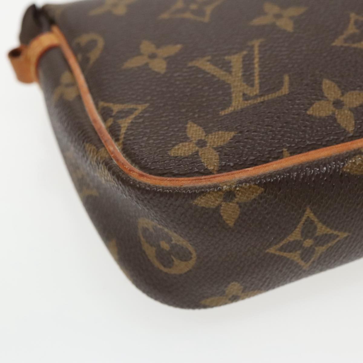 LOUIS VUITTON Monogram Shoulder Bag LV Auth bs19000