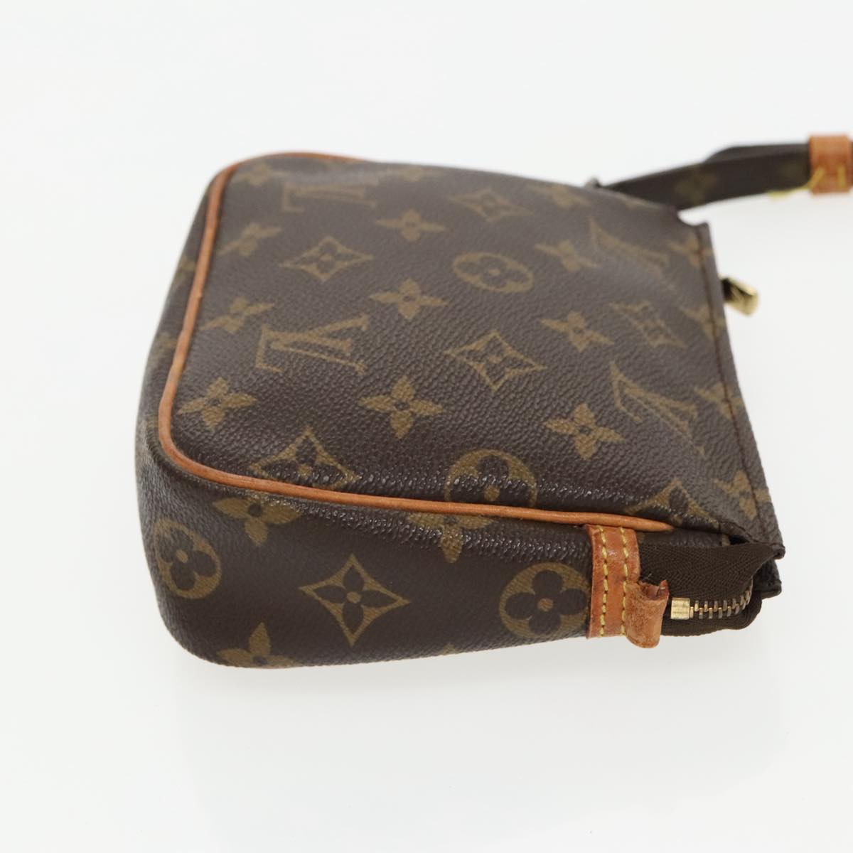 LOUIS VUITTON Monogram Shoulder Bag LV Auth bs19000