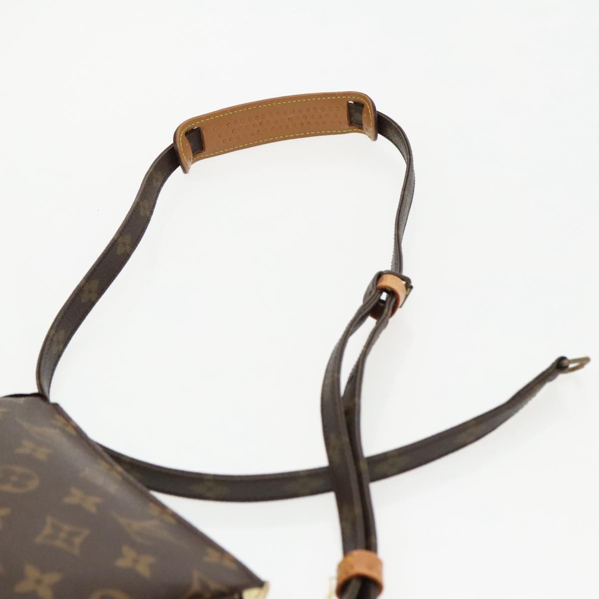 LOUIS VUITTON Monogram Shoulder Bag LV Auth bs19000