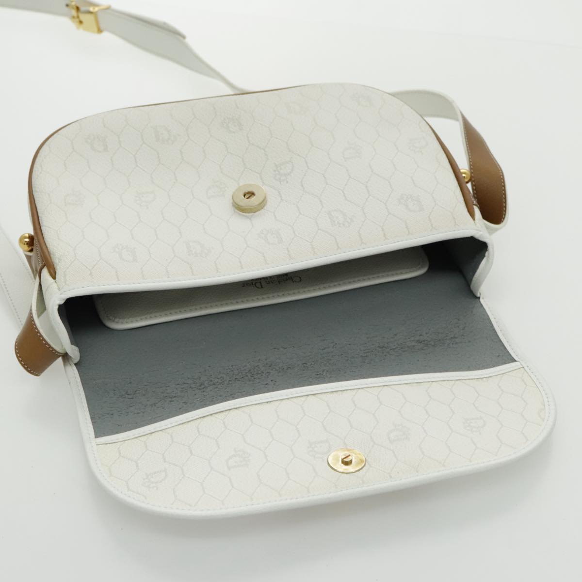 Christian Dior Honeycomb Canvas Shoulder Bag PVC White Gold Auth bs19031