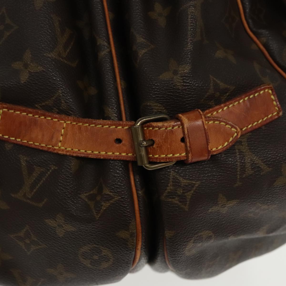 LOUIS VUITTON Monogram Saumur 35 Shoulder Bag M42254 LV Auth bs19050