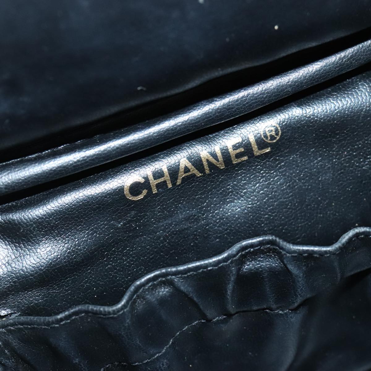 CHANEL Bicolore Vanity Cosmetic Pouch Leather Black Gold CC Auth bs19077