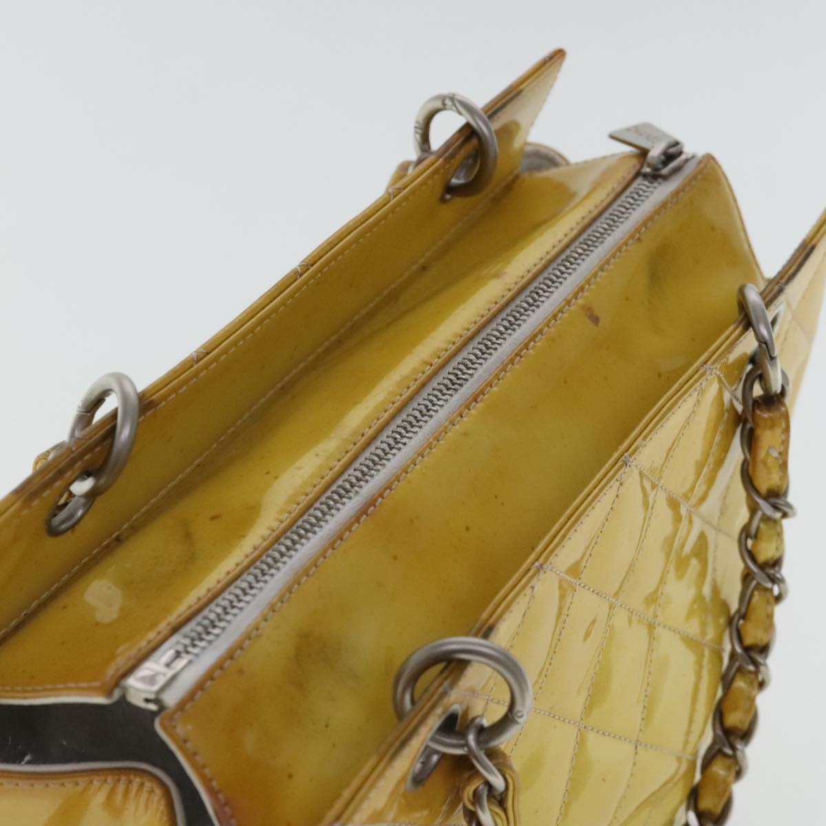 CHANEL Chain Hand Bag Patent leather Yellow Silver CC Auth bs19078