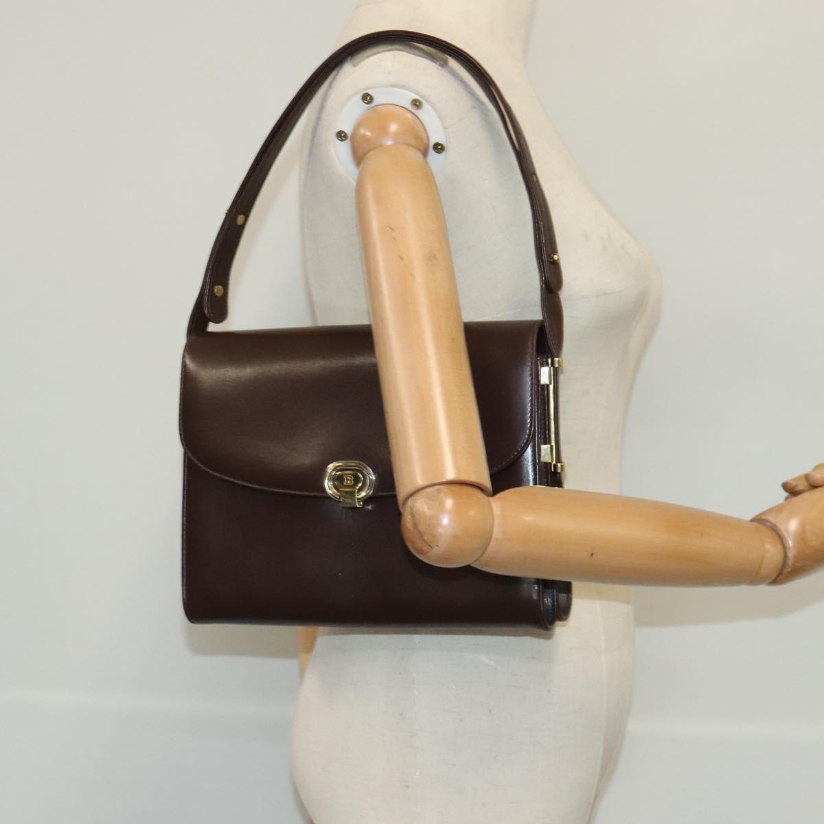 BALLY Shoulder Bag Leather Gold Brown Auth bs19085