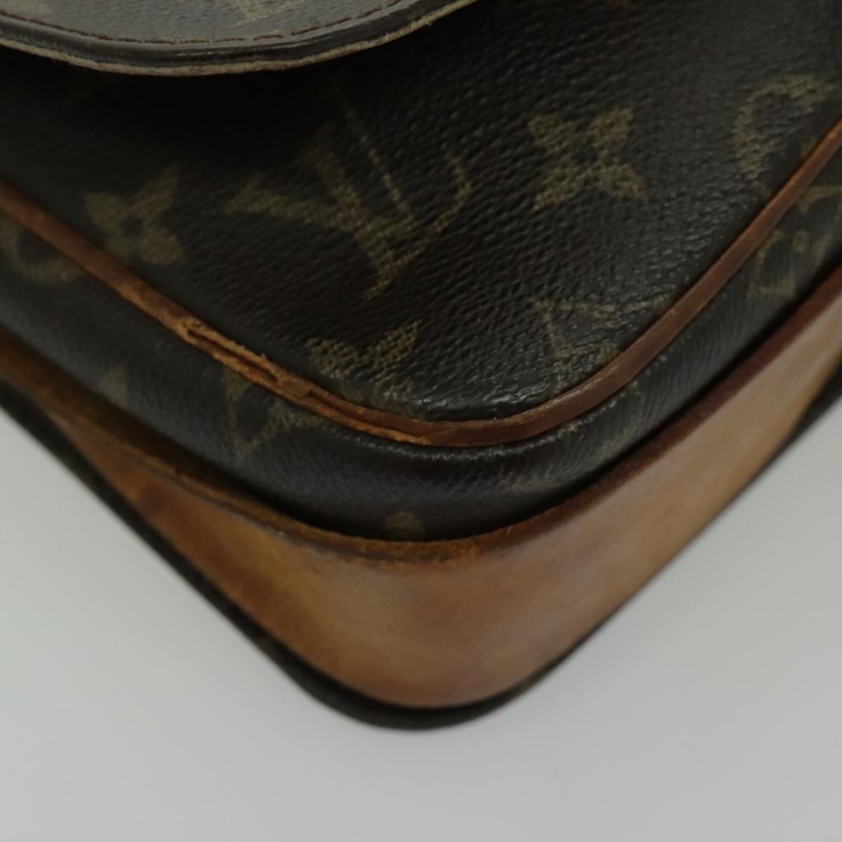 LOUIS VUITTON Monogram Cartouchiere MM Shoulder Bag M51253 LV Auth bs19087