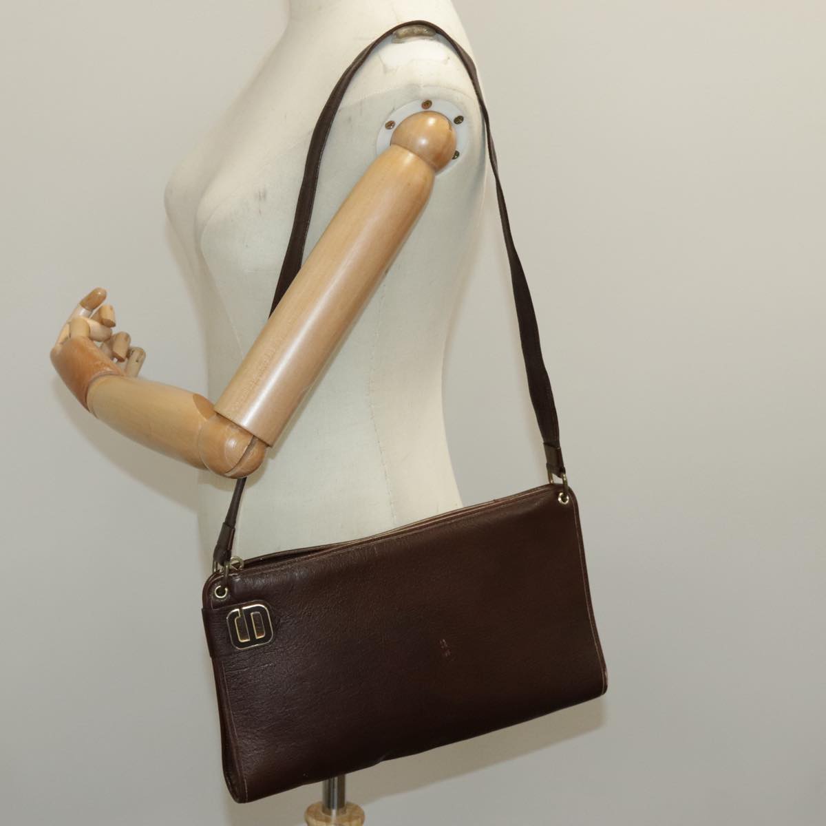 Christian Dior Shoulder Bag Leather Gold Brown Auth bs19108