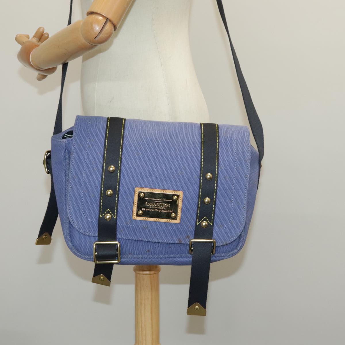 LOUIS VUITTON Antigua Buzzus PM Shoulder Bag Blue M40081 LV Auth bs19172