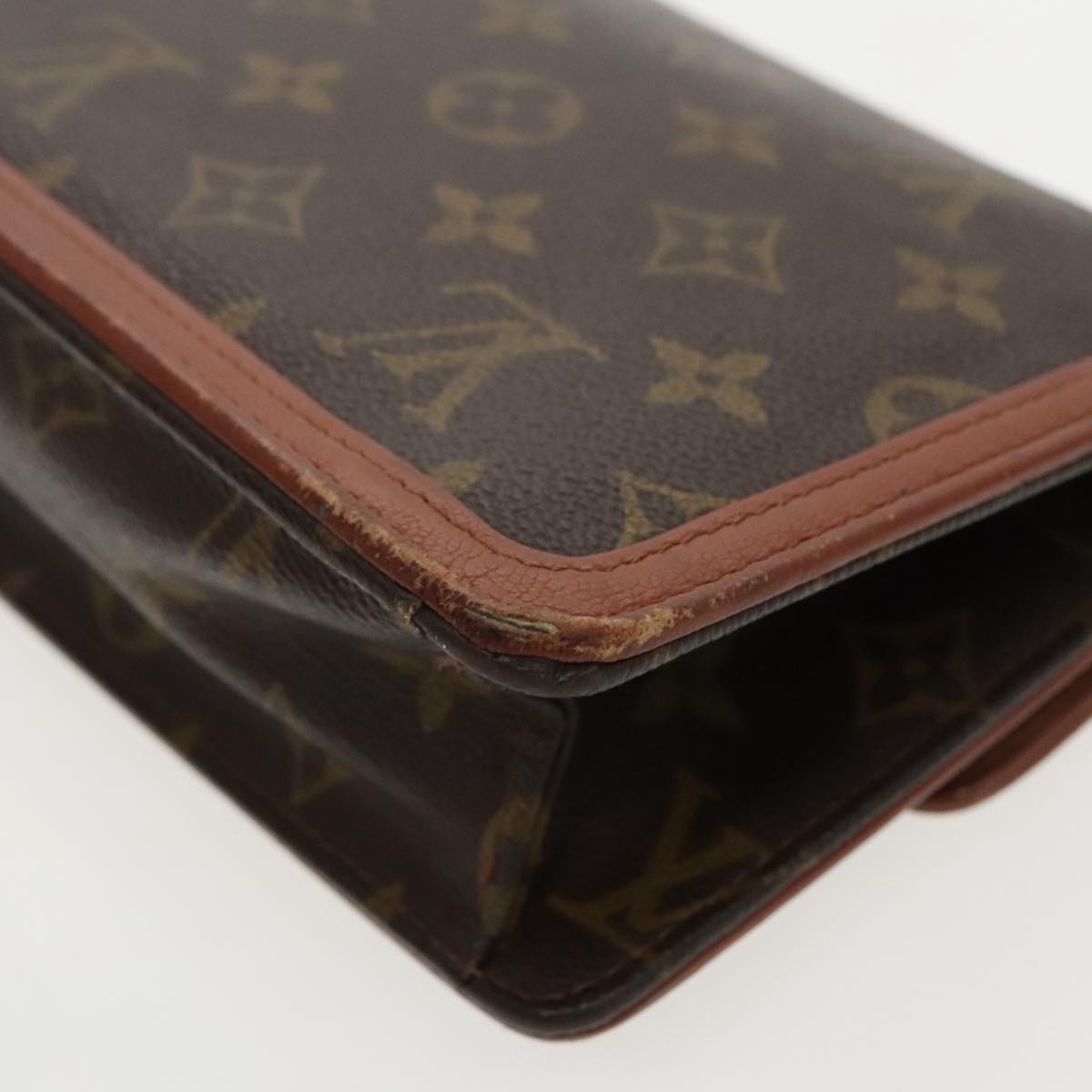 LOUIS VUITTON Monogram Pochette Dam PM Clutch Bag M51812 LV Auth bs19237