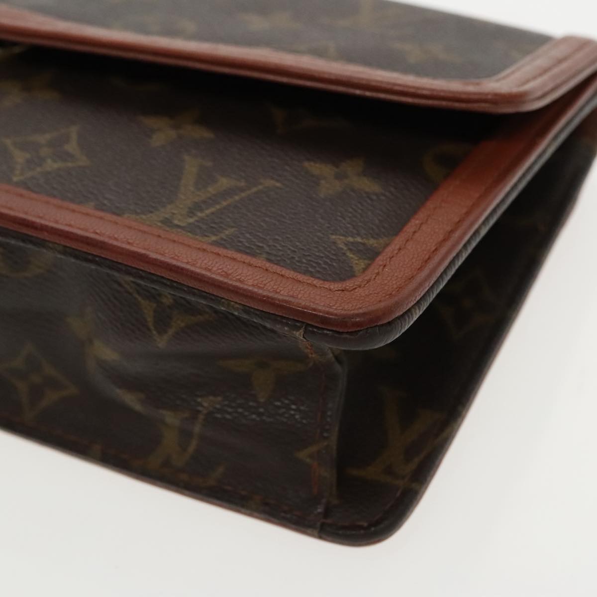 LOUIS VUITTON Monogram Pochette Dam PM Clutch Bag M51812 LV Auth bs19237