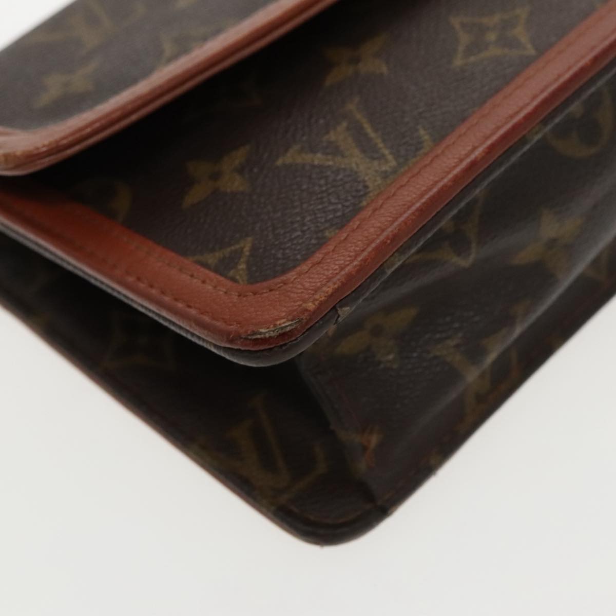 LOUIS VUITTON Monogram Pochette Dam PM Clutch Bag M51812 LV Auth bs19237