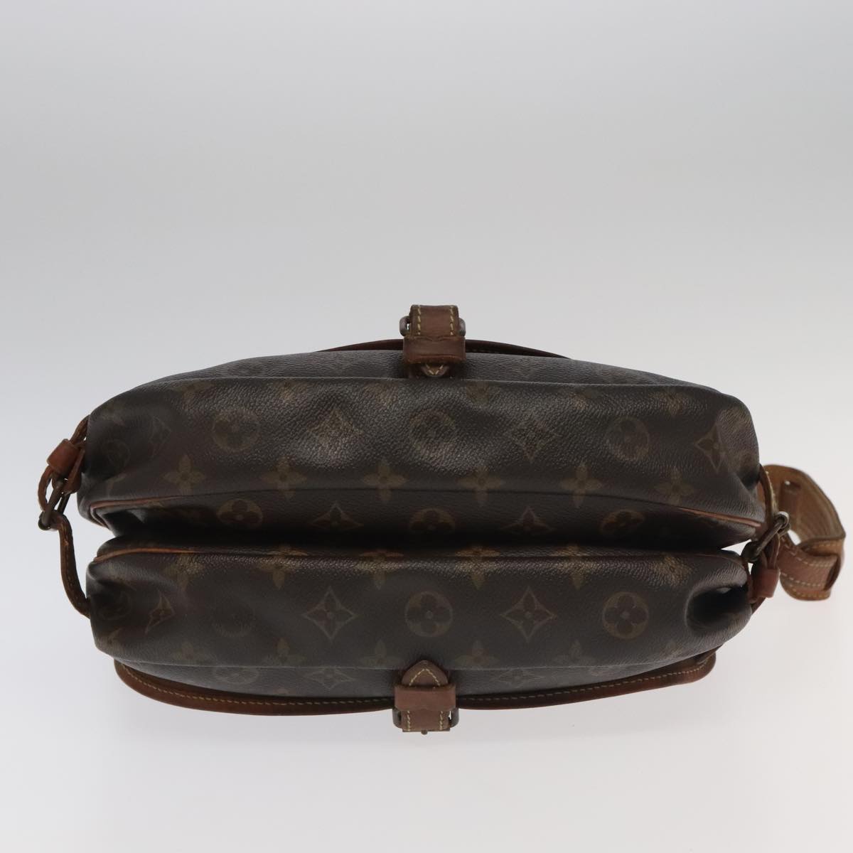 LOUIS VUITTON Monogram Saumur 30 Shoulder Bag M42256 LV Auth bs19263