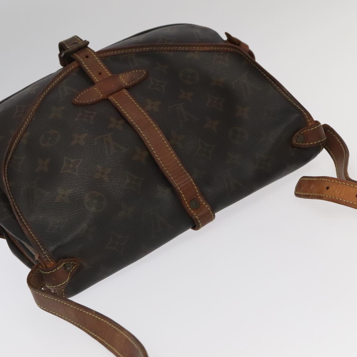 LOUIS VUITTON Monogram Saumur 30 Shoulder Bag M42256 LV Auth bs19263