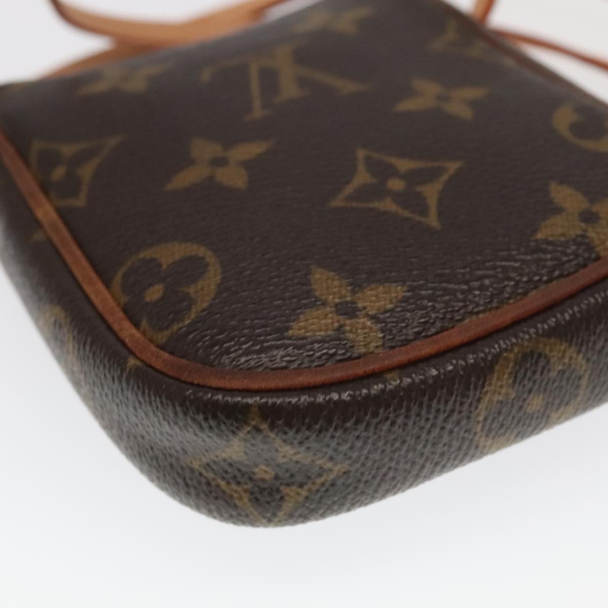 LOUIS VUITTON Monogram Pochette Cancun Shoulder Bag M60018 LV Auth bs19281