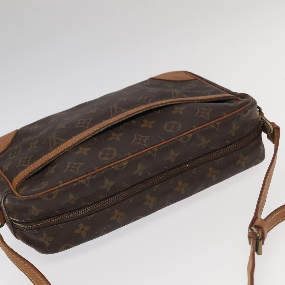 LOUIS VUITTON Monogram Trocadero 30 Shoulder Bag M51272 LV Auth bs19334