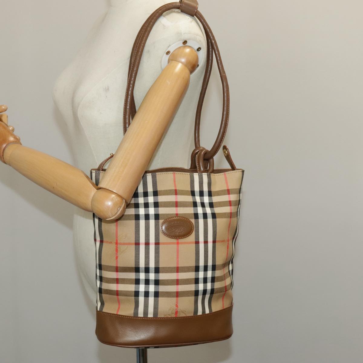 BURBERRY Nova Check Shoulder Bag Canvas Beige Gold Auth bs19368