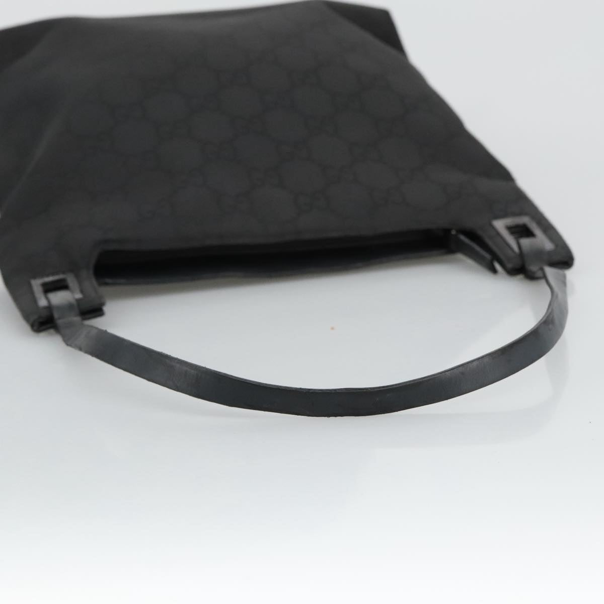 GUCCI GG Canvas Shoulder Bag Black 001 3102 Auth bs19377