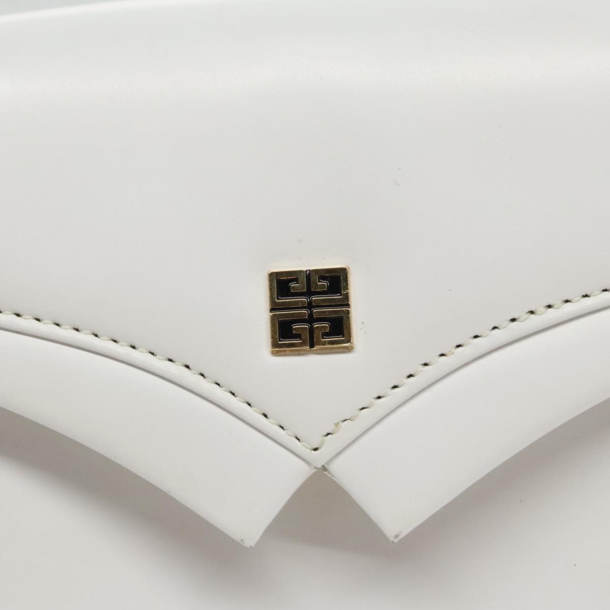 GIVENCHY Hand Bag Leather White Gold Auth bs19388