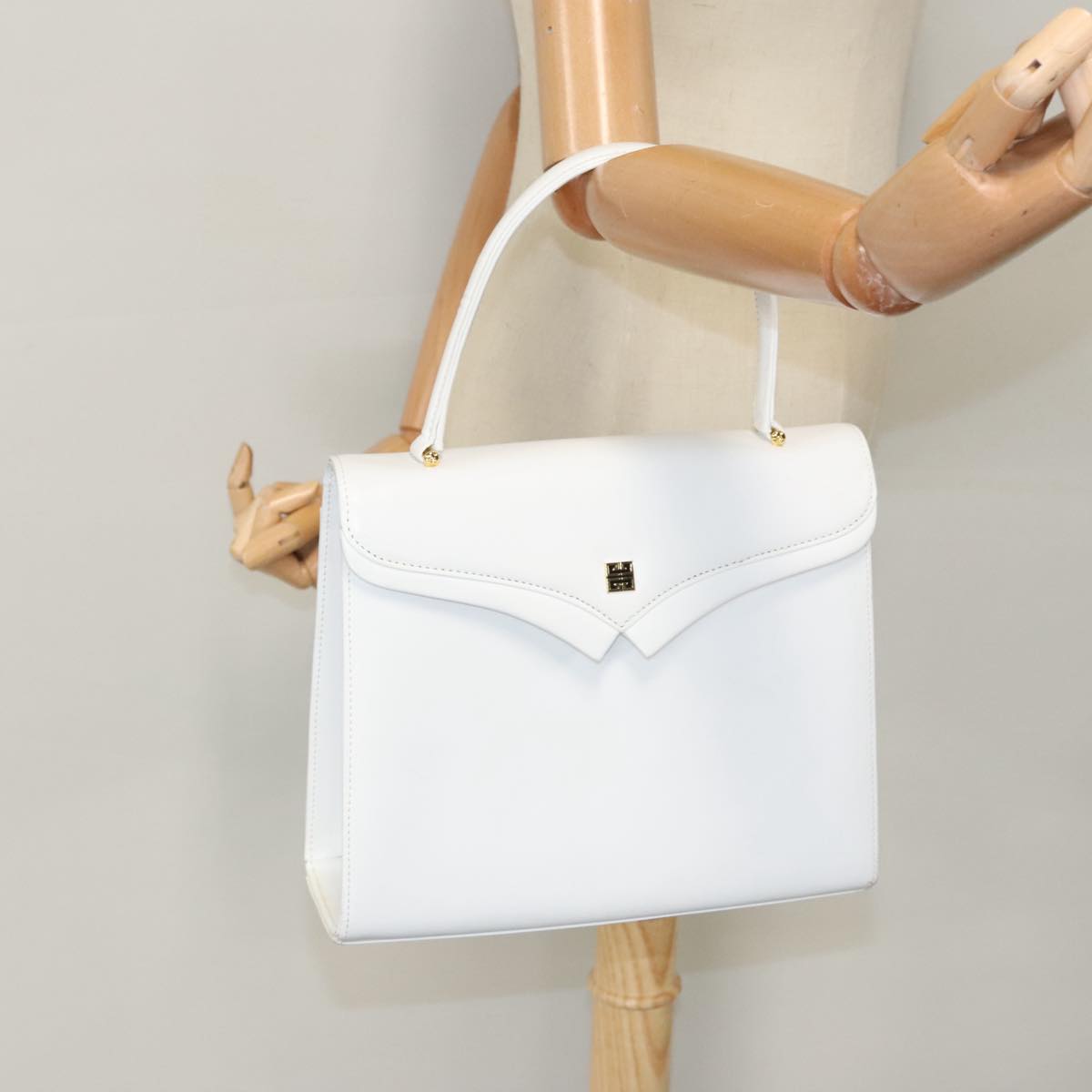 GIVENCHY Hand Bag Leather White Gold Auth bs19388