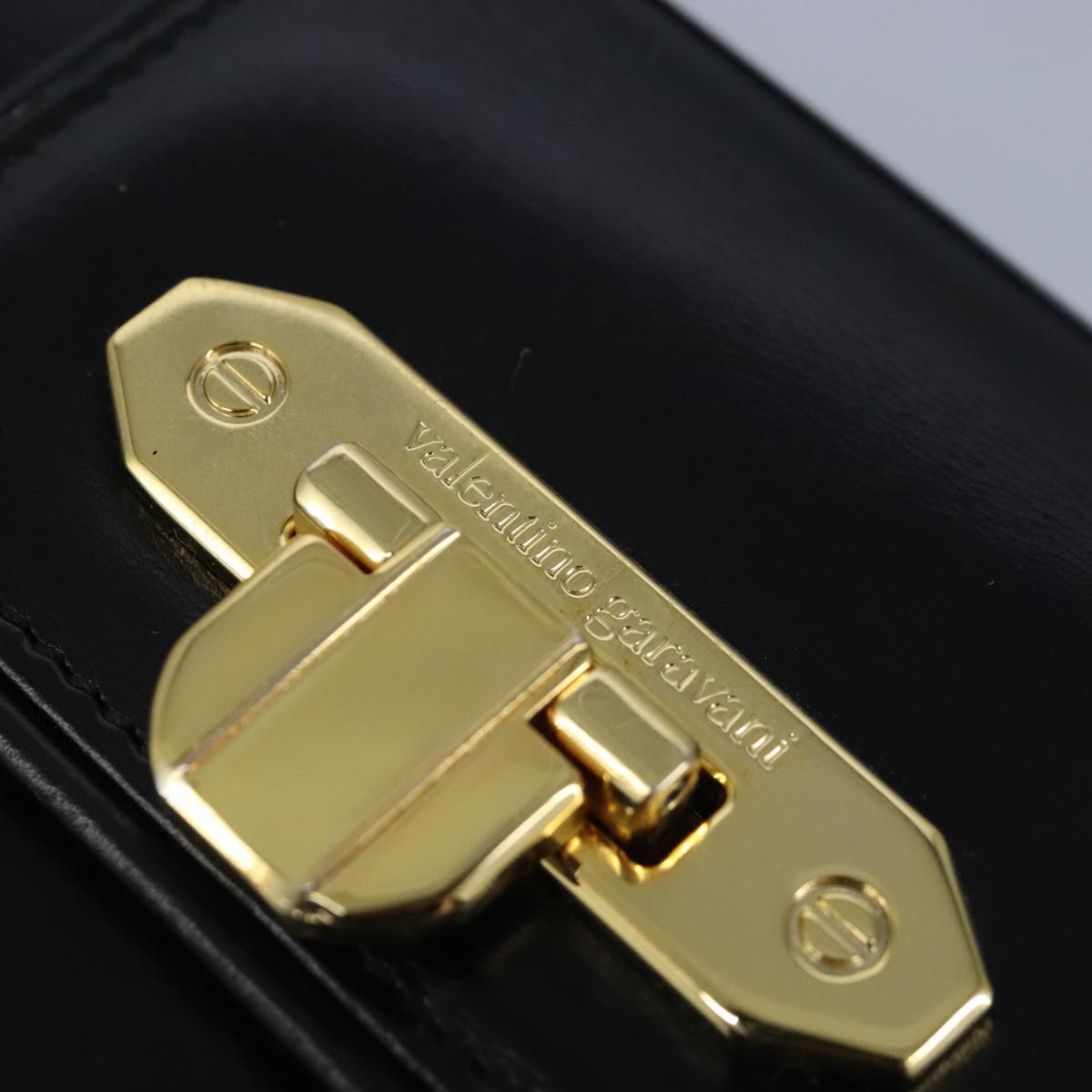 VALENTINO Shoulder Bag Leather Black Gold Auth bs19467