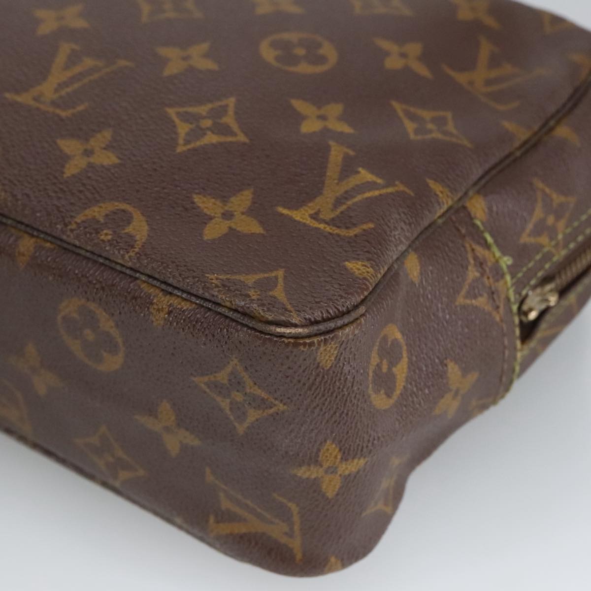 LOUIS VUITTON Monogram Trousse Toilette 28 Clutch Bag M47522 LV Auth bs19554