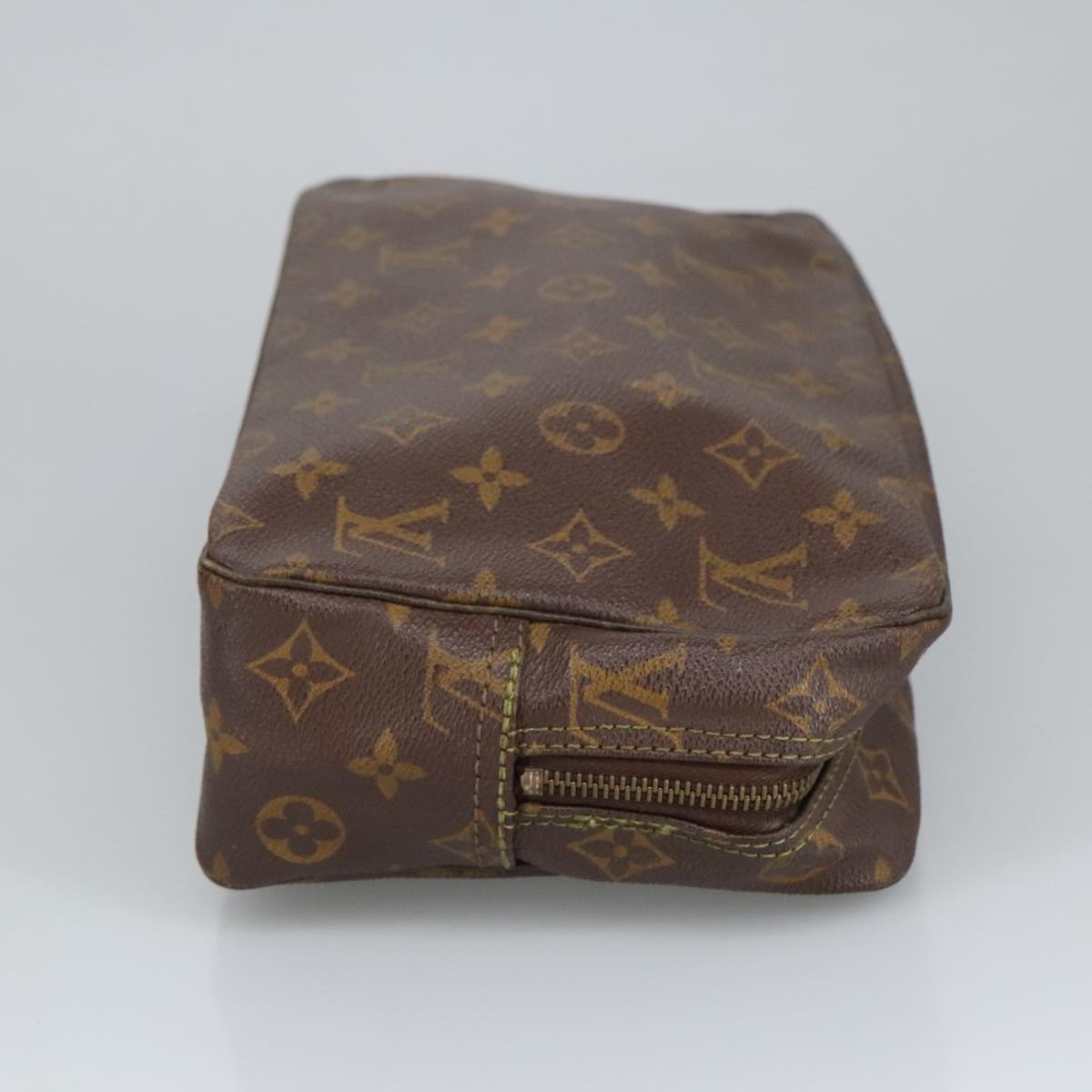 LOUIS VUITTON Monogram Trousse Toilette 28 Clutch Bag M47522 LV Auth bs19554