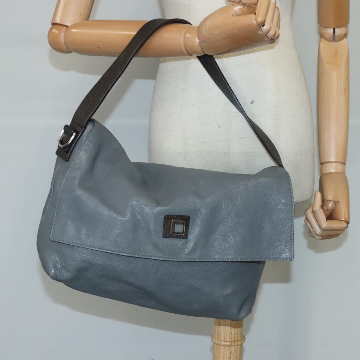 CELINE Shoulder Bag Leather Gray Auth bs19628