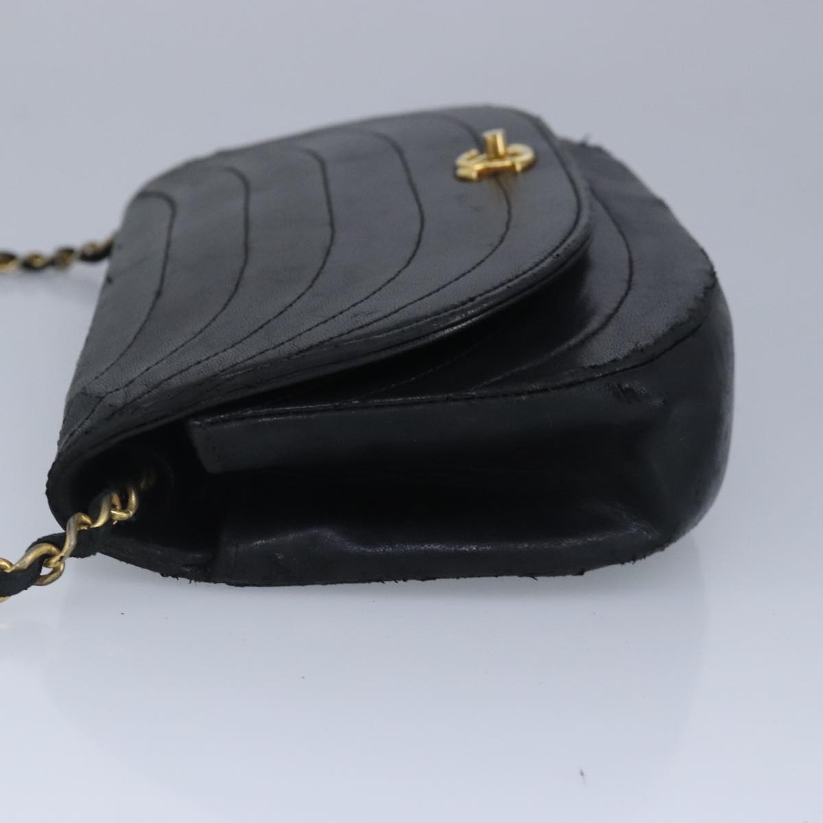 CHANEL Chain Shoulder Bag Lamb Skin Black Gold CC Auth bs19645