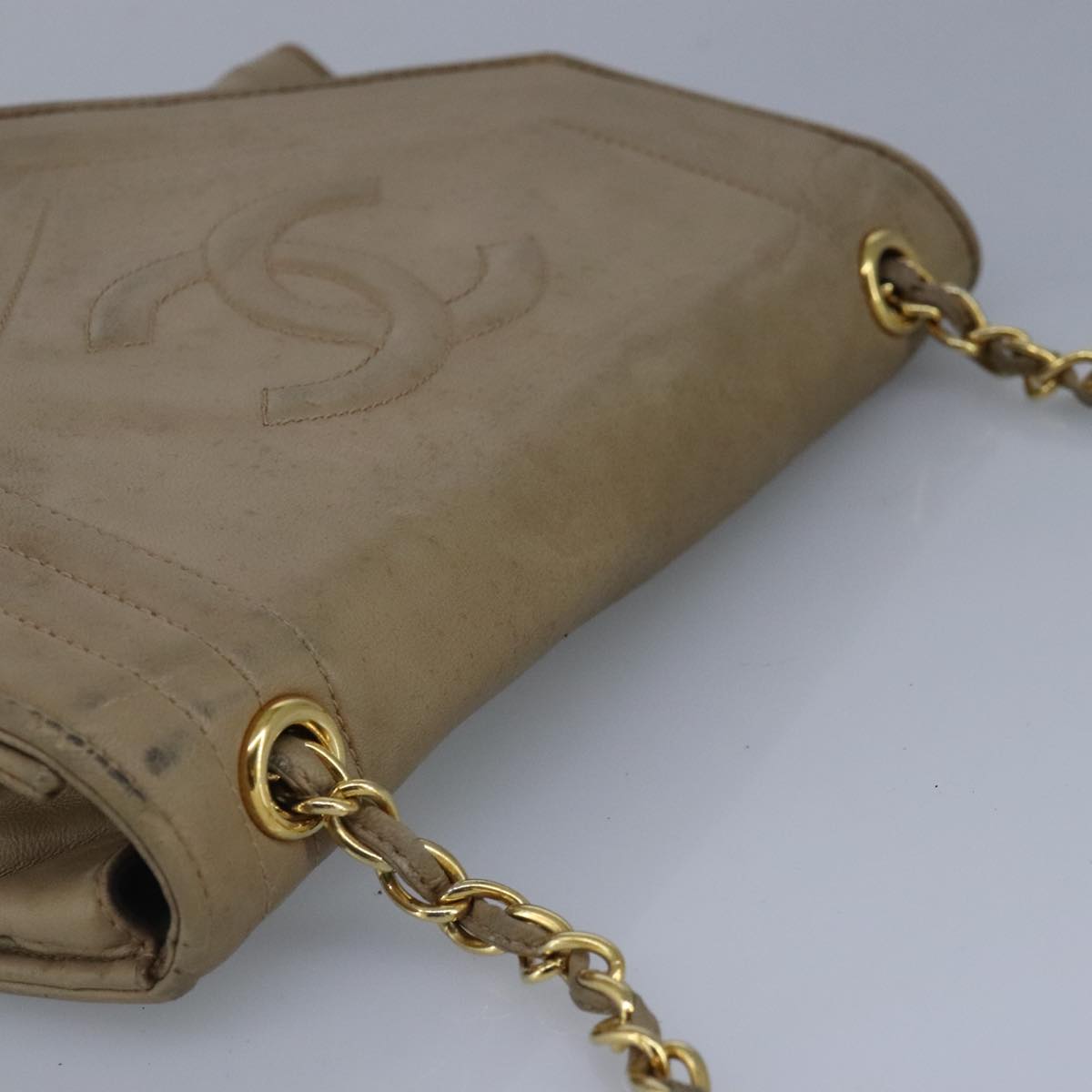 CHANEL Chain Shoulder Bag Lamb Skin Beige Gold CC Auth bs19652