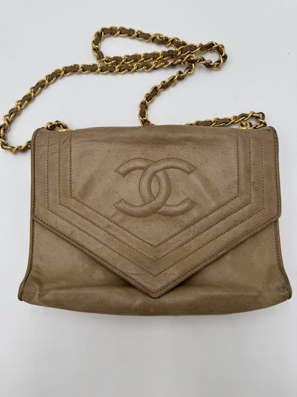 CHANEL Chain Shoulder Bag Lamb Skin Beige Gold CC Auth bs19652