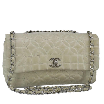 CHANEL Chain Flower Stitch Shoulder Bag Lamb Skin Beige Silver CC Auth bs19654