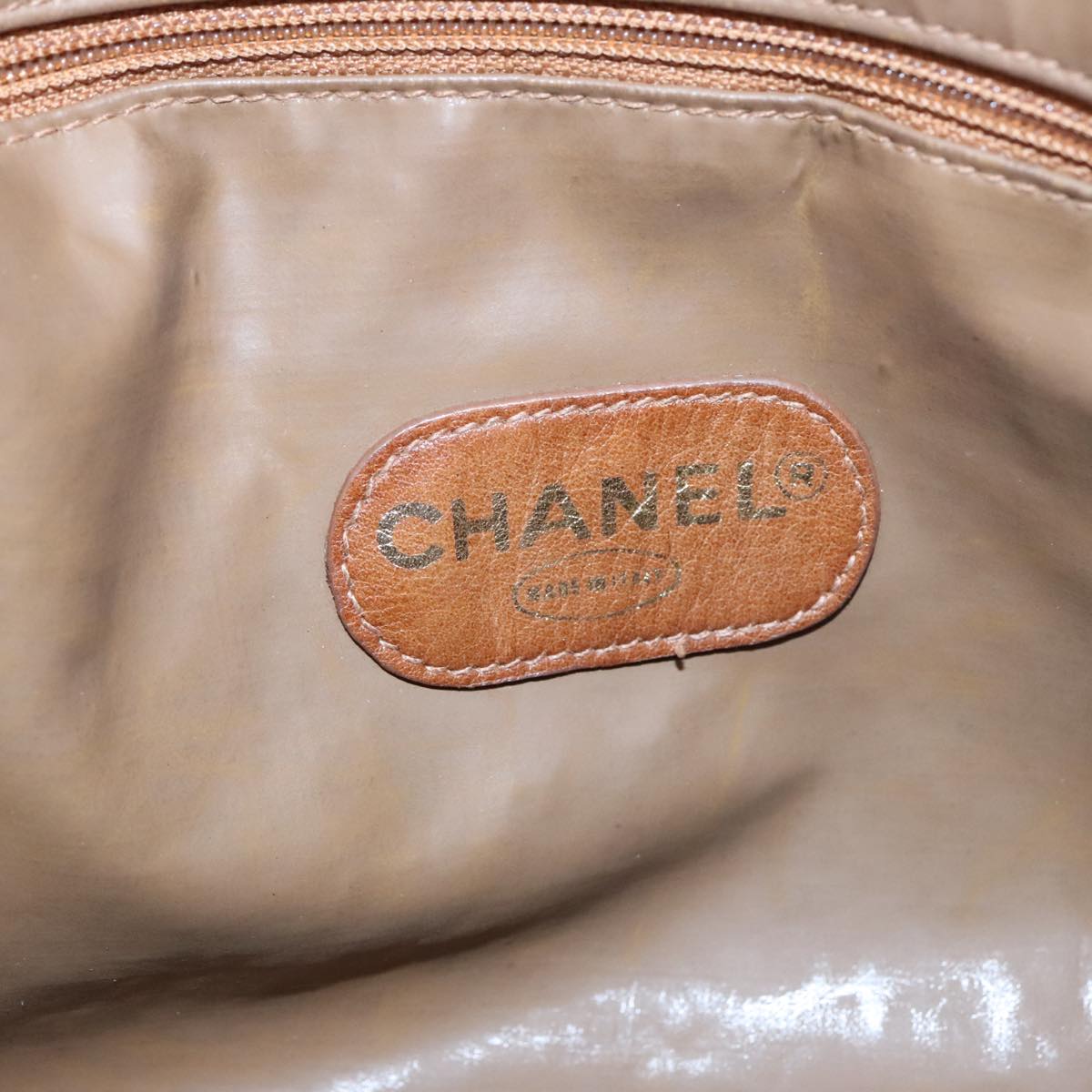 CHANEL Chain Tote Bag Patent leather Gold Brown CC Auth bs19657