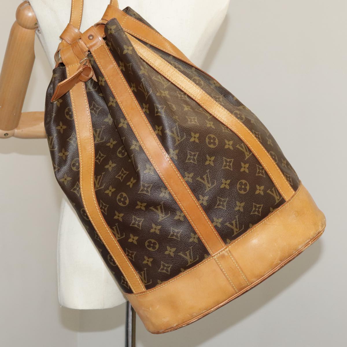 LOUIS VUITTON Monogram Randonnee GM Shoulder Bag M42244 LV Auth bs19711