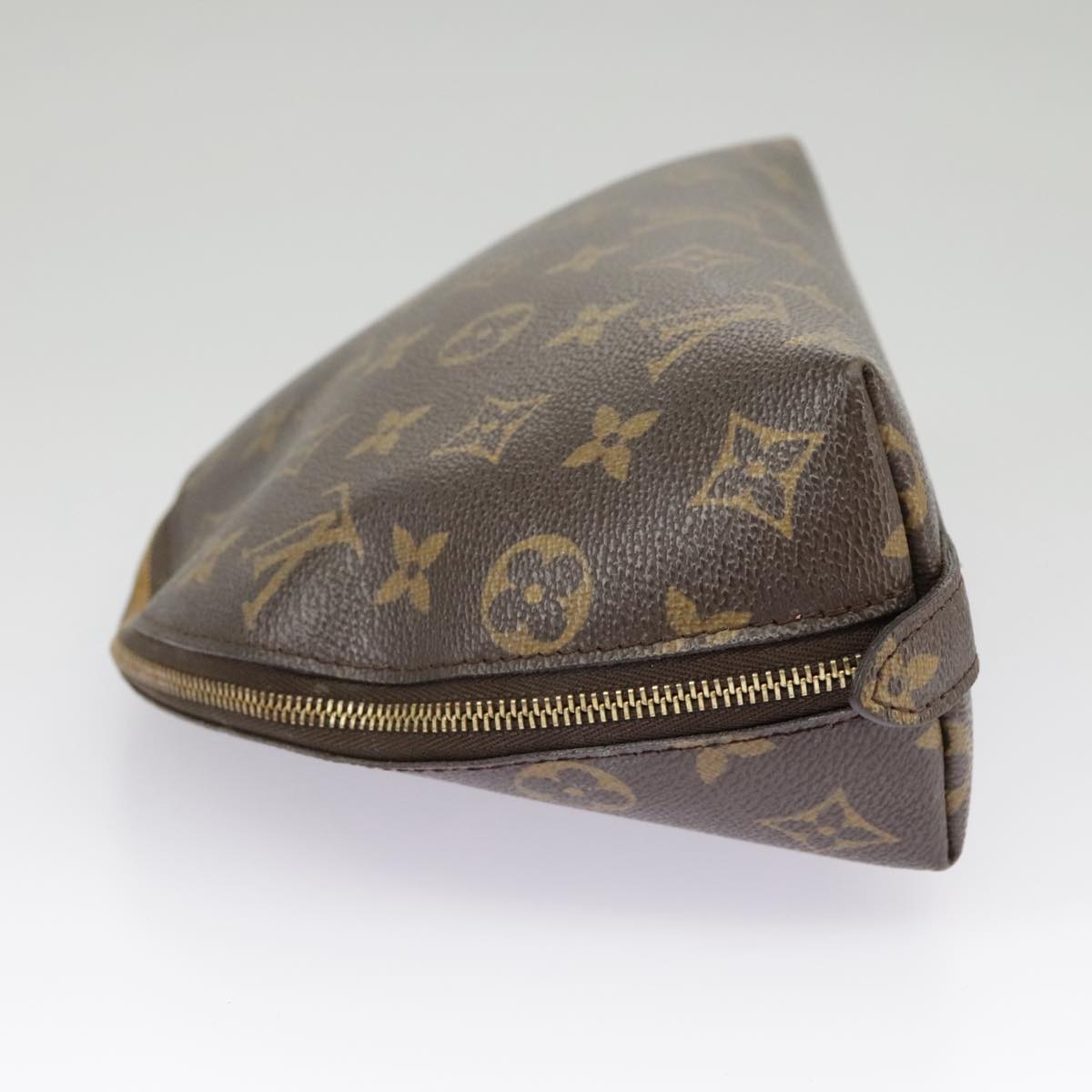 LOUIS VUITTON Monogram Trousse Demi Ronde Cosmetic Pouch M47520 LV Auth bs19805