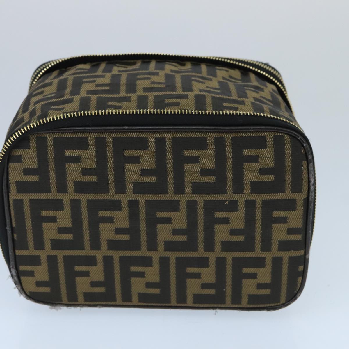 FENDI Zucca Canvas Vanity Pouch Brown Black gold Auth bs19818