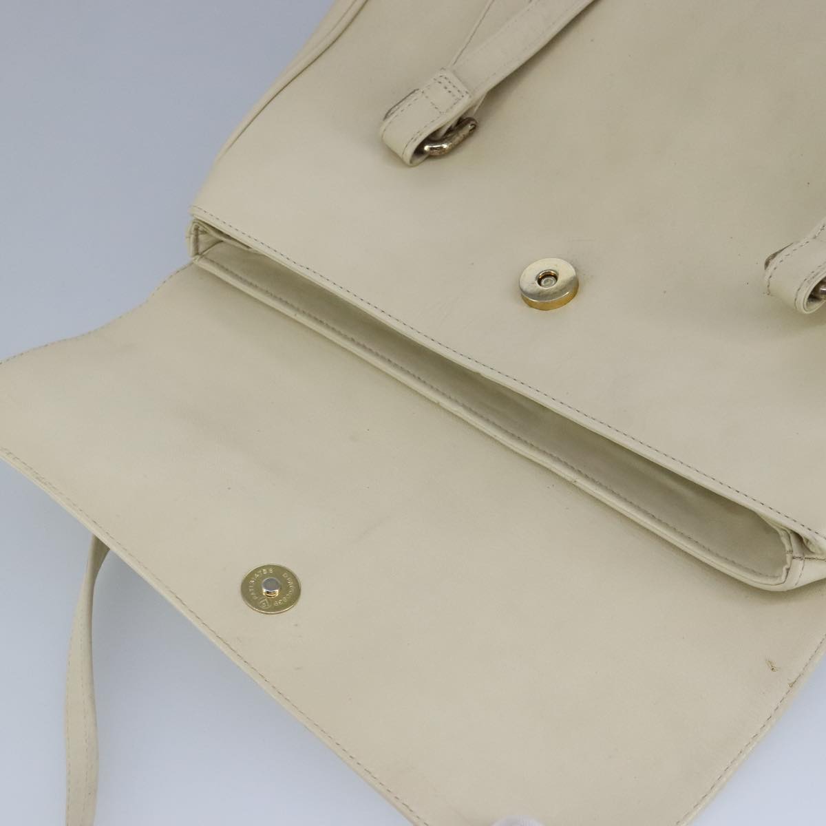 Christian Dior Shoulder Bag Leather Beige Gold Auth bs19829