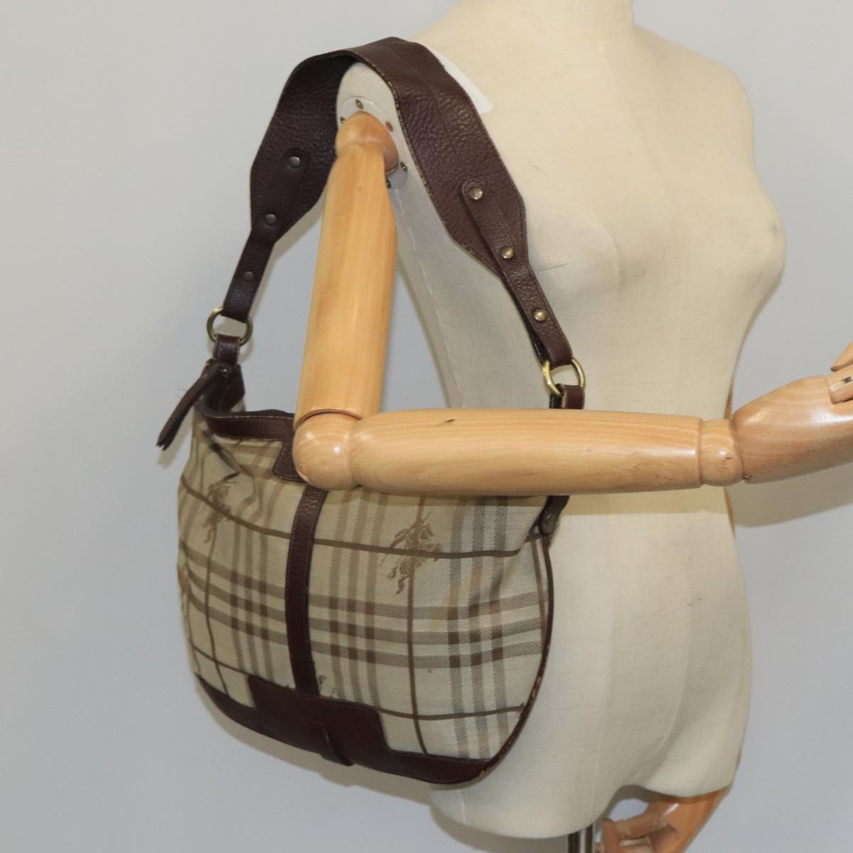 BURBERRY Nova Check Shoulder Bag Canvas Leather Beige Brown Gold Auth bs19838