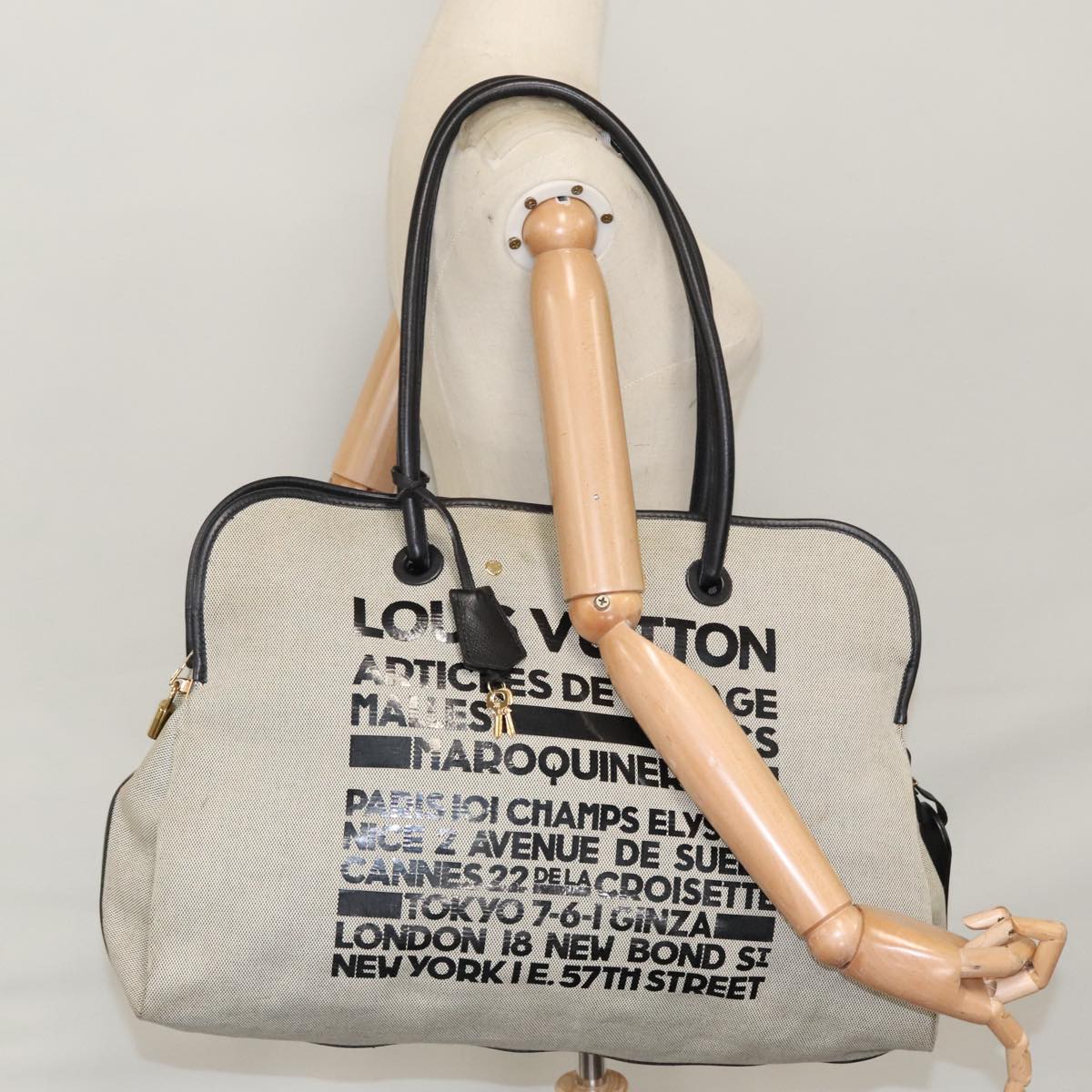 LOUIS VUITTON Cruise line Artikurda Voyage Bag Canvas Gray M92806 Auth bs19949