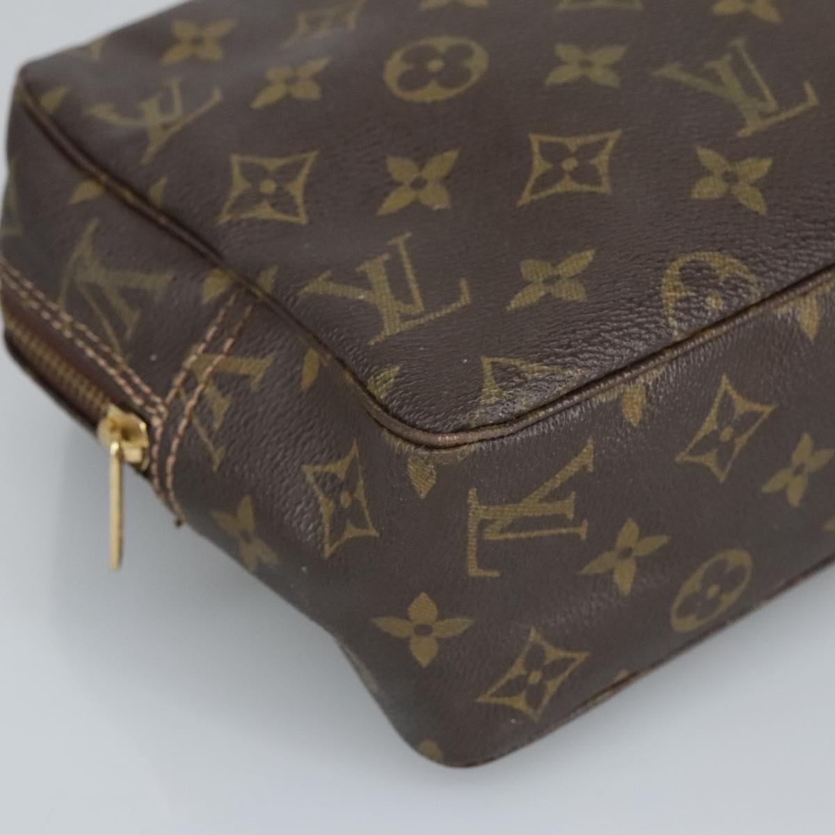 LOUIS VUITTON Monogram Trousse Toilette 28 Clutch Bag M47522 LV Auth bs20012