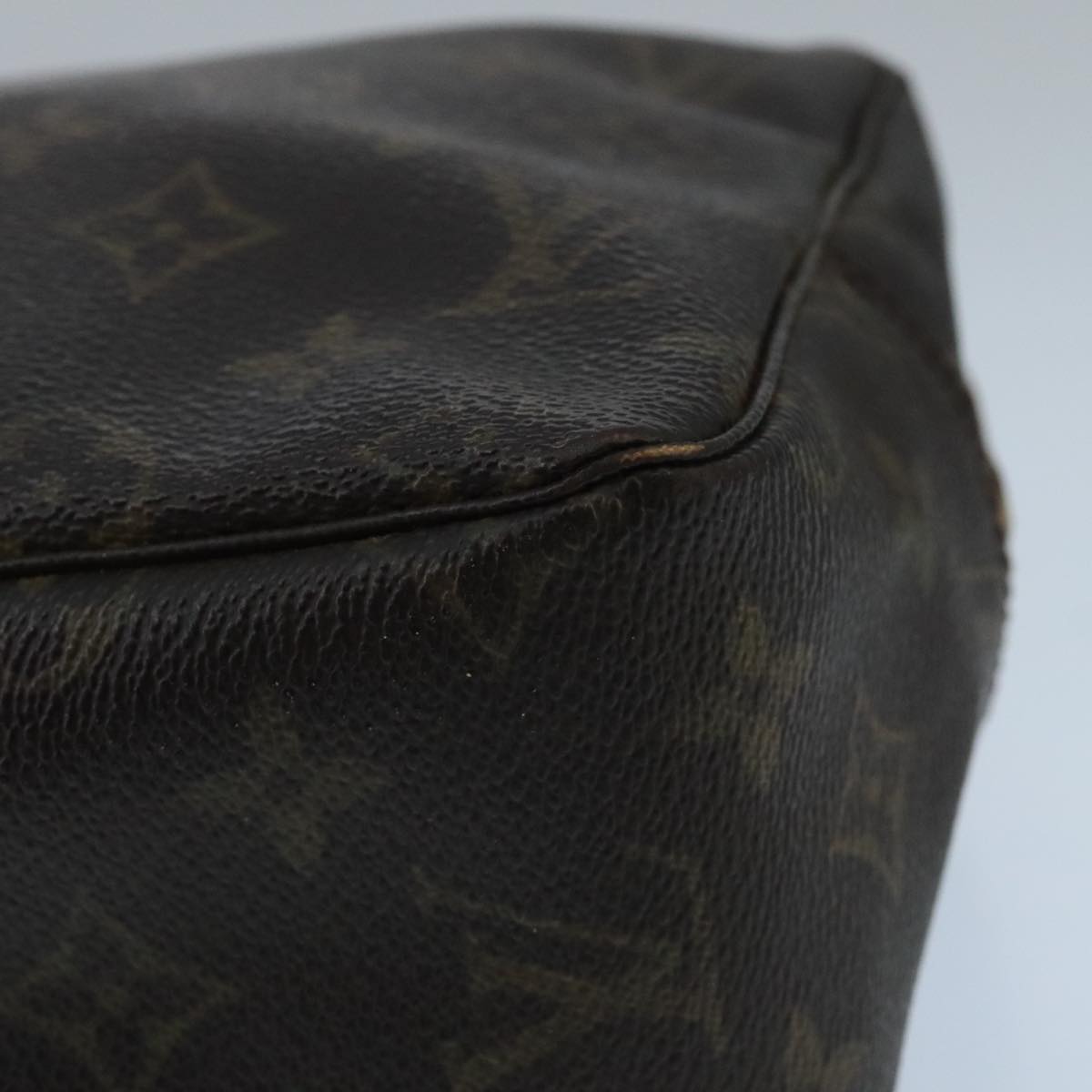 LOUIS VUITTON Monogram Trousse Toilette 28 Clutch Bag M47522 LV Auth bs20073