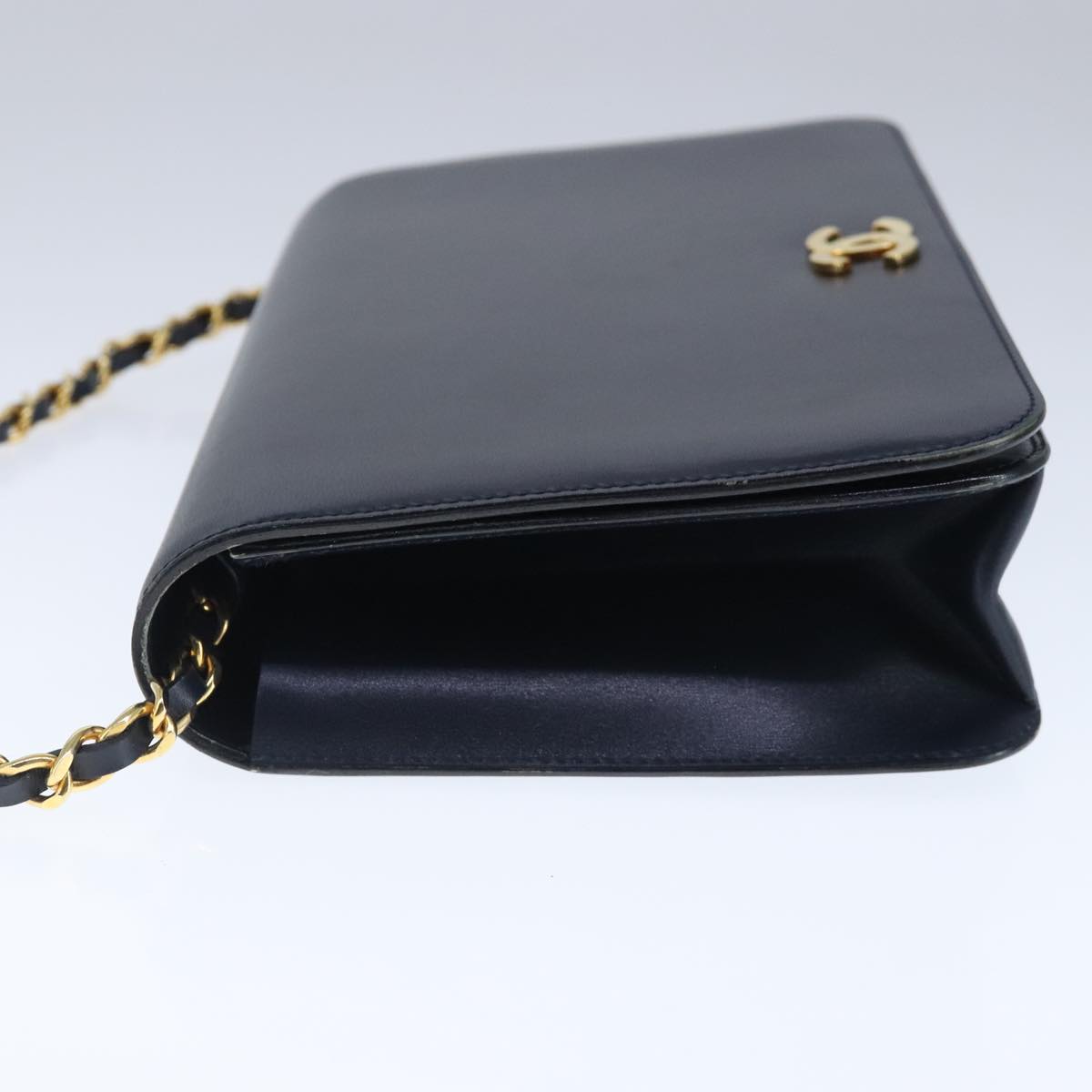 CHANEL Matelasse Chain Shoulder Bag Leather Navy Gold CC Auth bs20308