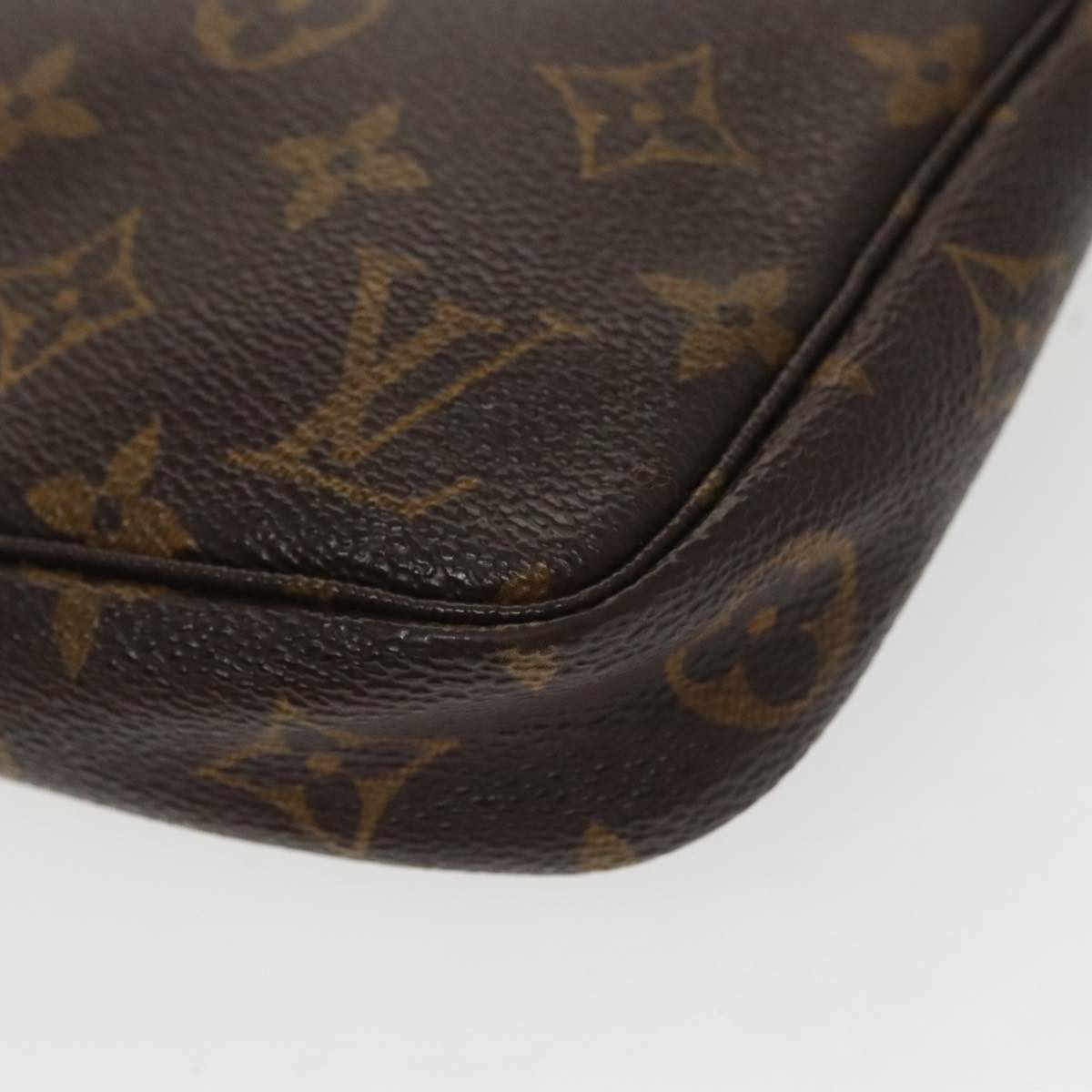 LOUIS VUITTON Monogram Pochette Accessoires Pouch M51980 LV Auth bs20313