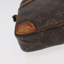 LOUIS VUITTON Monogram Danube Schoudertas M45266 LV Auth bs20722-17