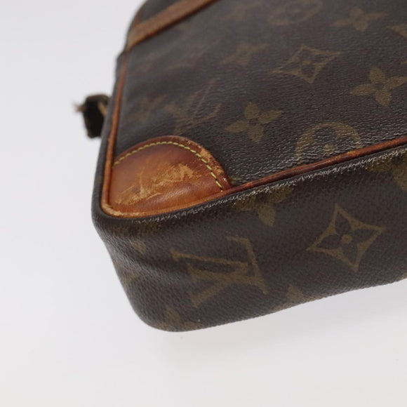 LOUIS VUITTON Monogram Danube Schoudertas M45266 LV Auth bs20722